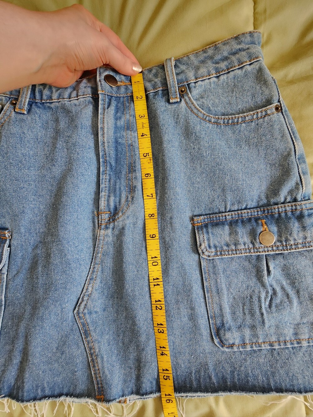 Size L, "Blu Pepper", Light Blue Denim Mini Skirt with Front Pockets - Picture 3 of 8